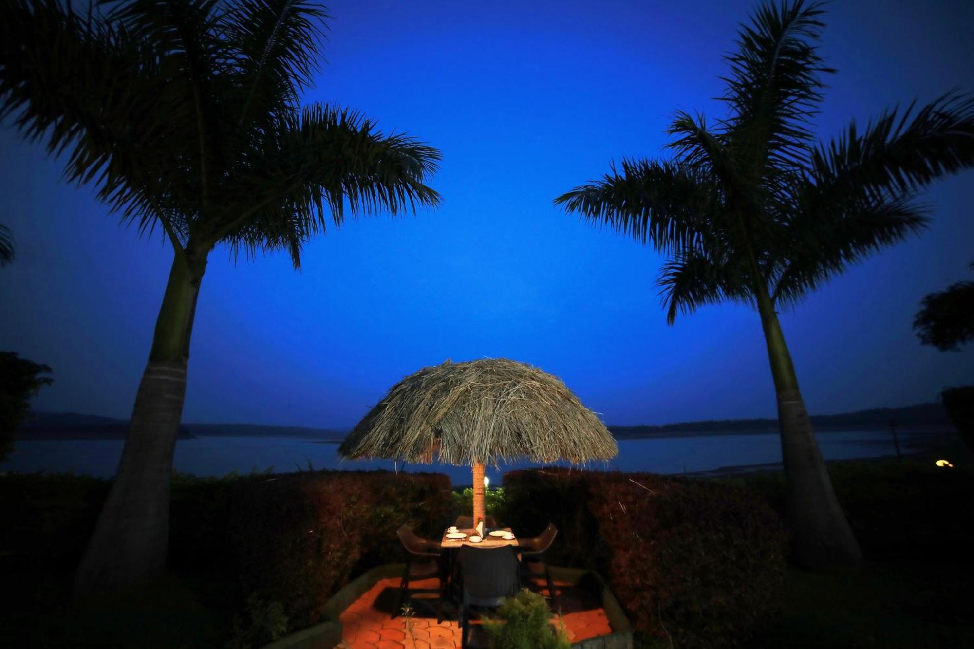 Coorg Jungle Camp Backwater Resort Suntikoppa Екстер'єр фото