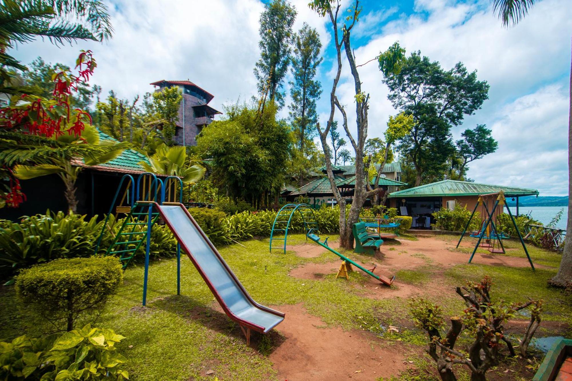 Coorg Jungle Camp Backwater Resort Suntikoppa Екстер'єр фото